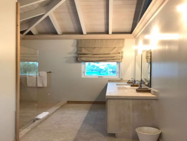 Bahamas Home 958548