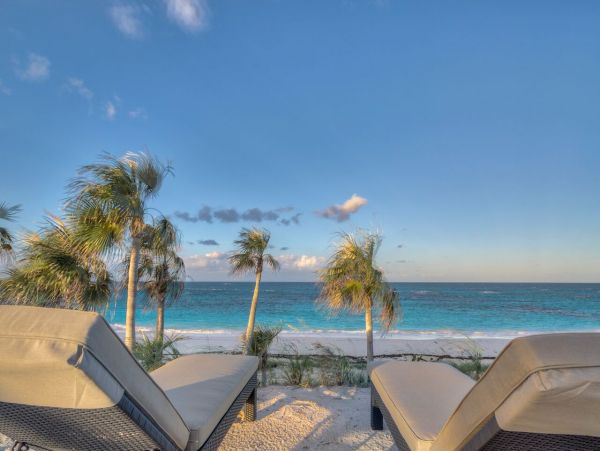 Bahamas Home 958548