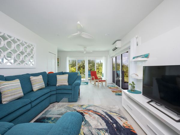 Bahamas Home 958552