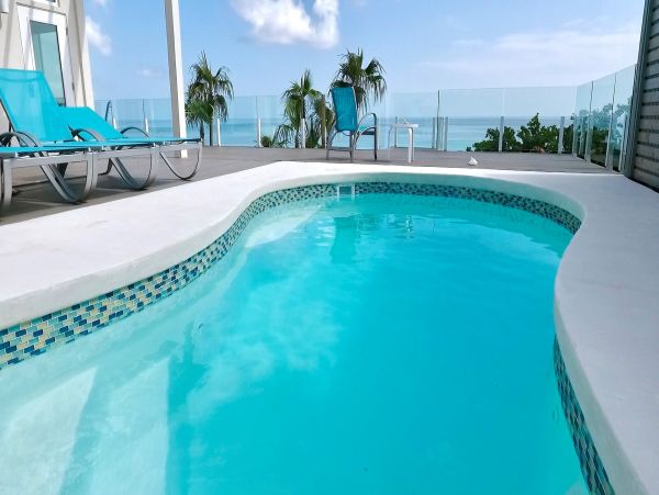 Bahamas Home 958552