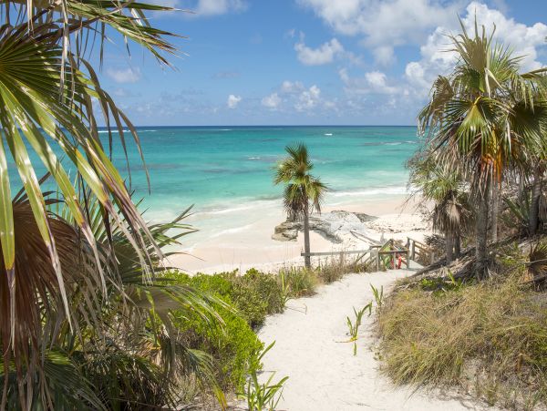 Bahamas Home 958552