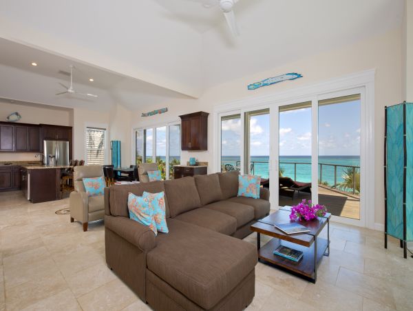 Bahamas Home 958553