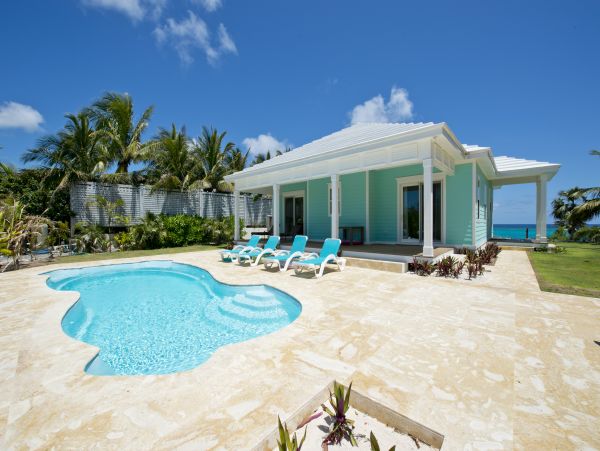 Bahamas Home 958553