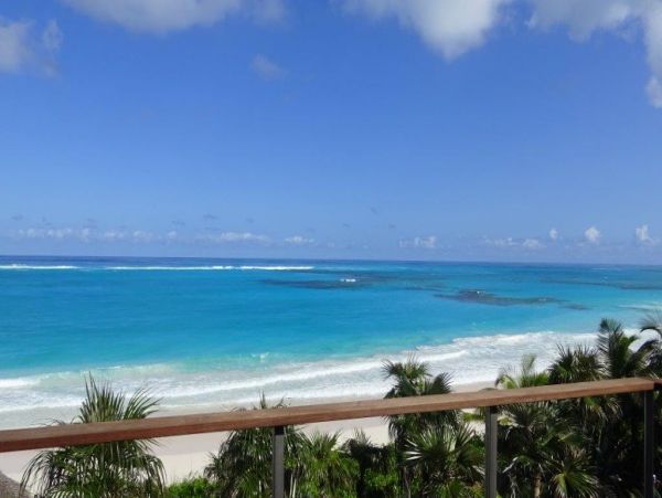 Bahamas Home 958553