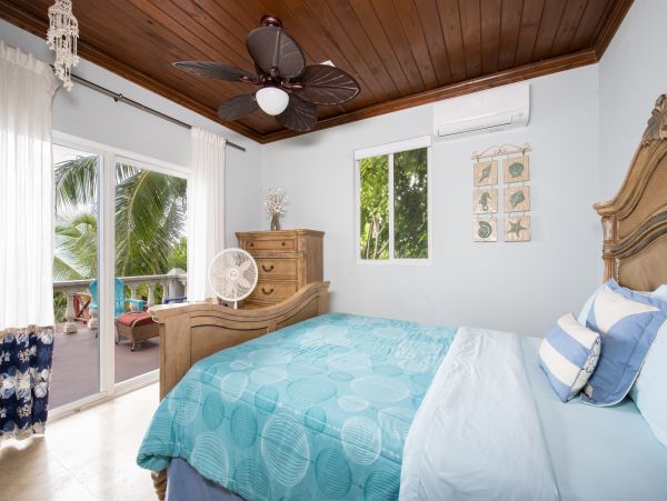 Spectacular House with 4 Bedrooms & Amazing Views