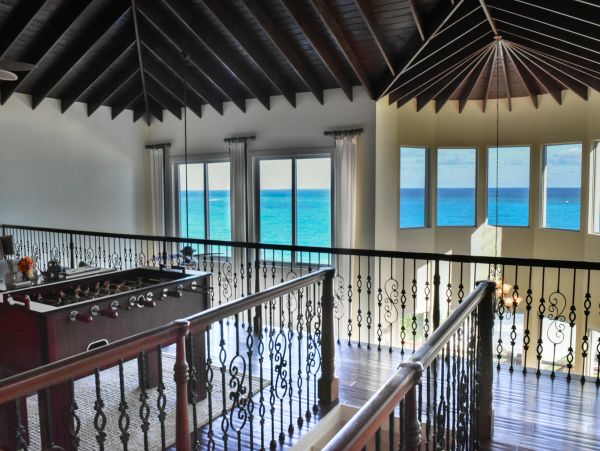 Spectacular House with 4 Bedrooms & Amazing Views