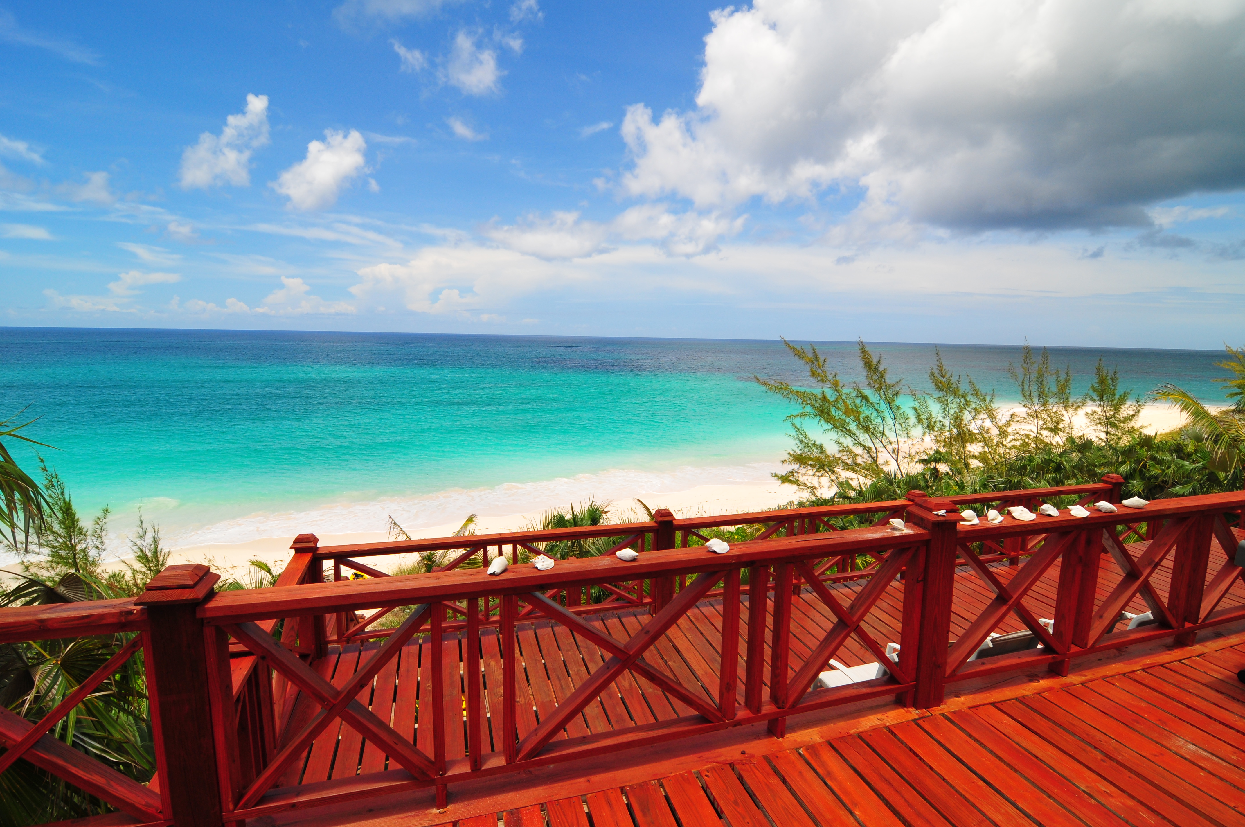 Spectacular House with 4 Bedrooms & Amazing Views