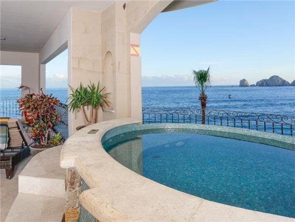 Beautiful Los Cabos Villa Hot Tub-Panoramic Oceanfront Views