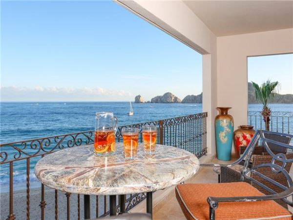 Beautiful Los Cabos Villa Hot Tub-Panoramic Oceanfront Views