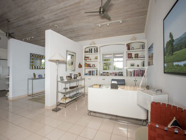 Bahamas Home 958558