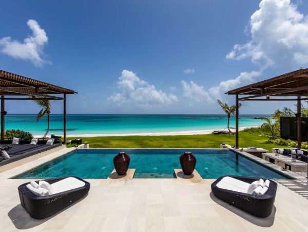 Bahamas Home 958560