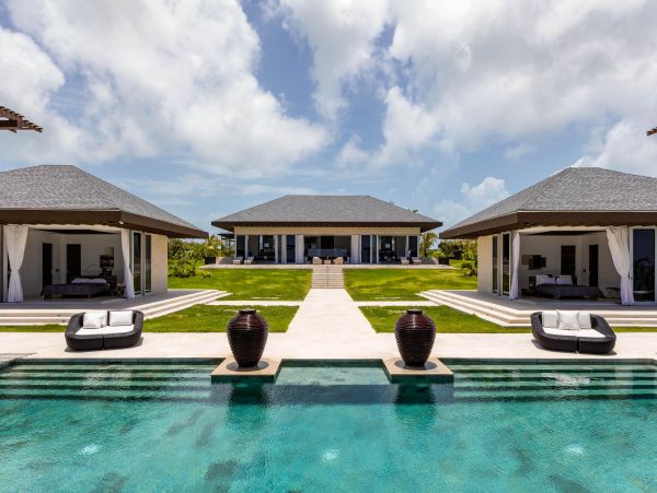 Bahamas Home 958560