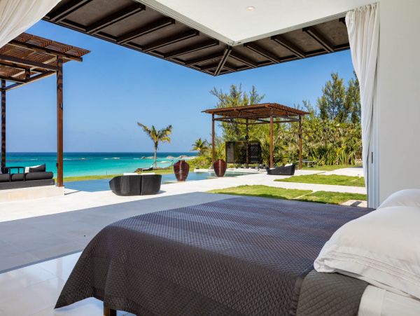 Bahamas Home 958560
