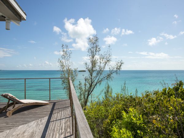 Bahamas Home 958561