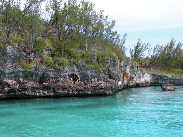 Bahamas Home 958561