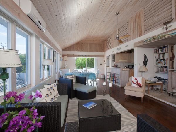 Bahamas Home 958562