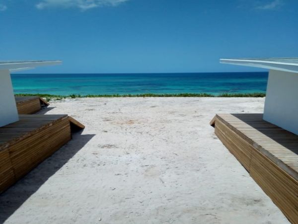 Bahamas Home 958564