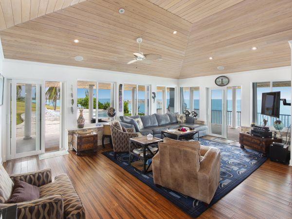 Bahamas Home 958565