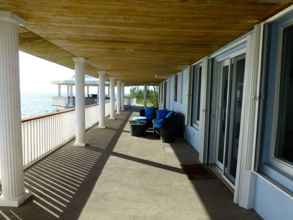 Bahamas Home 958565