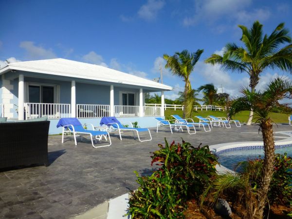 Bahamas Home 958565