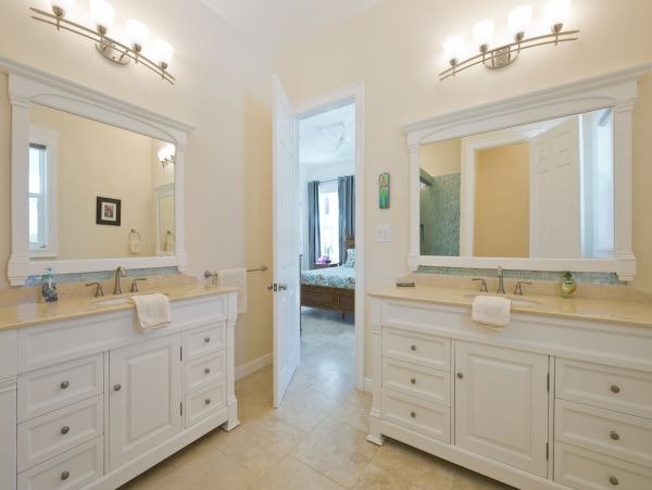 Bahamas Home 958566