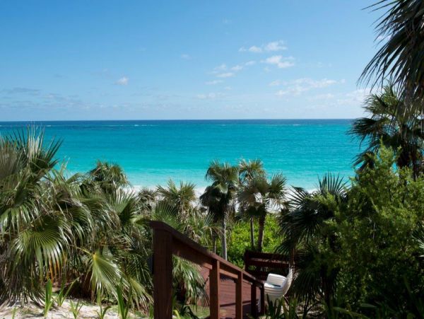 Bahamas Home 958566