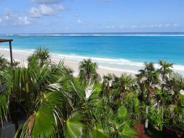 Bahamas Home 958566