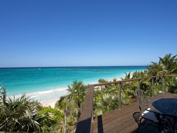 Bahamas Home 958566