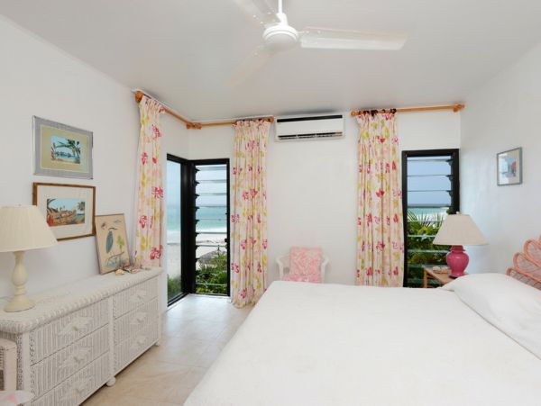 Luxury Bahamas Vacation Rental - Windermere Island Beachfront Villa