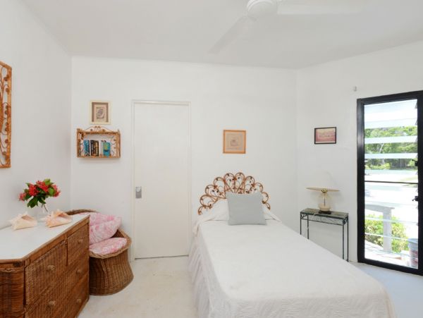 Luxury Bahamas Vacation Rental - Windermere Island Beachfront Villa