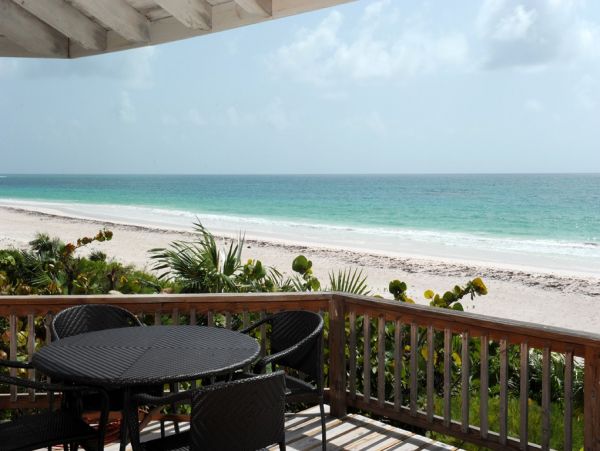 Luxury Bahamas Vacation Rental - Windermere Island Beachfront Villa