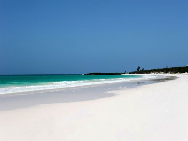 Luxury Bahamas Vacation Rental - Windermere Island Beachfront Villa