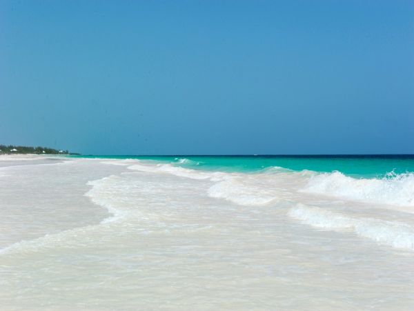 Luxury Bahamas Vacation Rental - Windermere Island Beachfront Villa