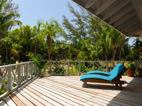 Luxury Bahamas Vacation Rental - Windermere Island Beachfront Villa