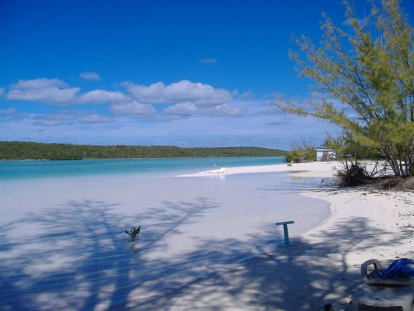 Luxury Bahamas Vacation Rental - Windermere Island Beachfront Villa