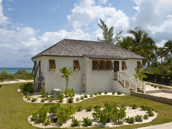 Bahamas Home 958570
