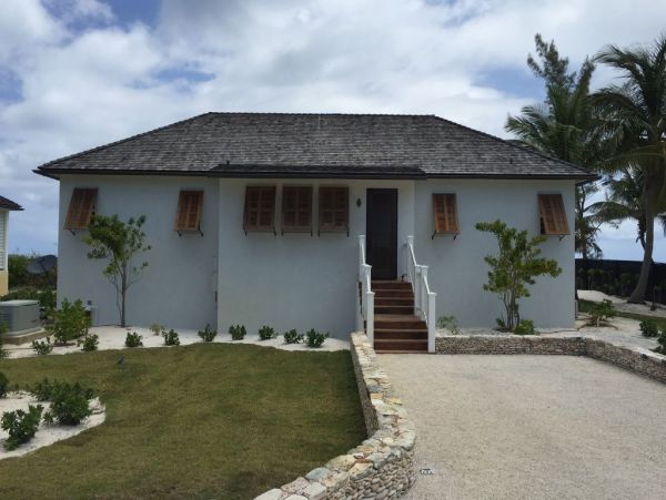 Bahamas Home 958570