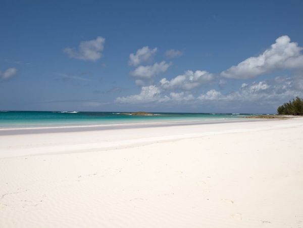 Bahamas Home 958570