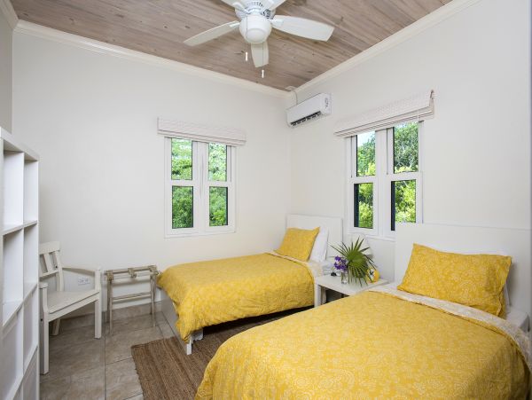 Bahamas Home 958571
