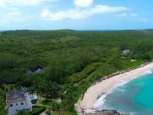 Bahamas Home 958572
