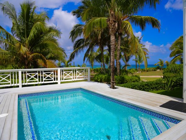 Bahamas Home 958572