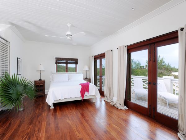 Bahamas Home 958572