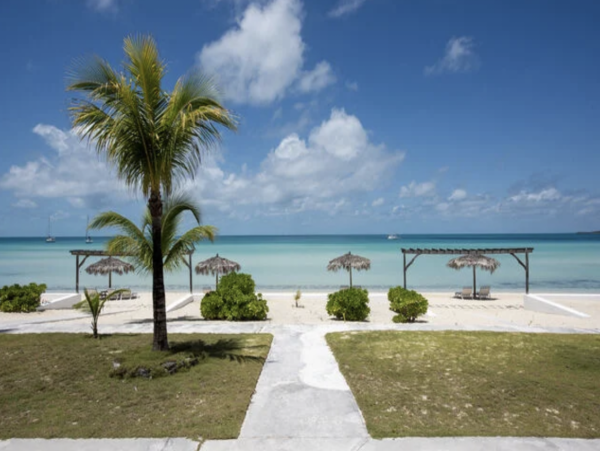 Stunning Bahamas Vacation Villa Located on Beach Sleeps 35