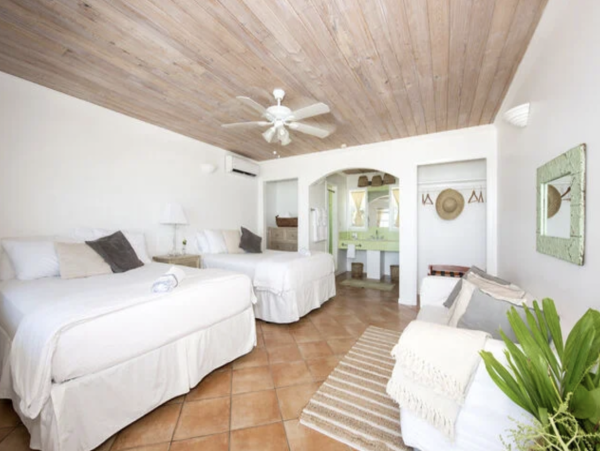 Stunning Bahamas Vacation Villa Located on Beach Sleeps 35