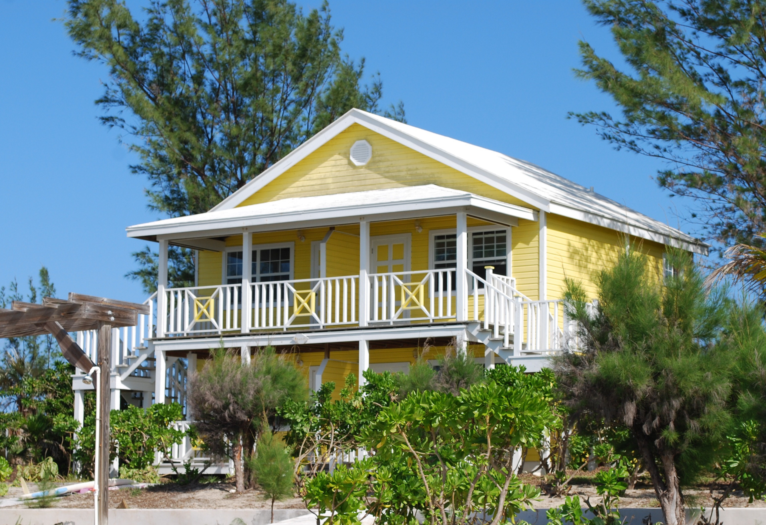 Stunning Bahamas Vacation Villa Located on Beach Sleeps 35