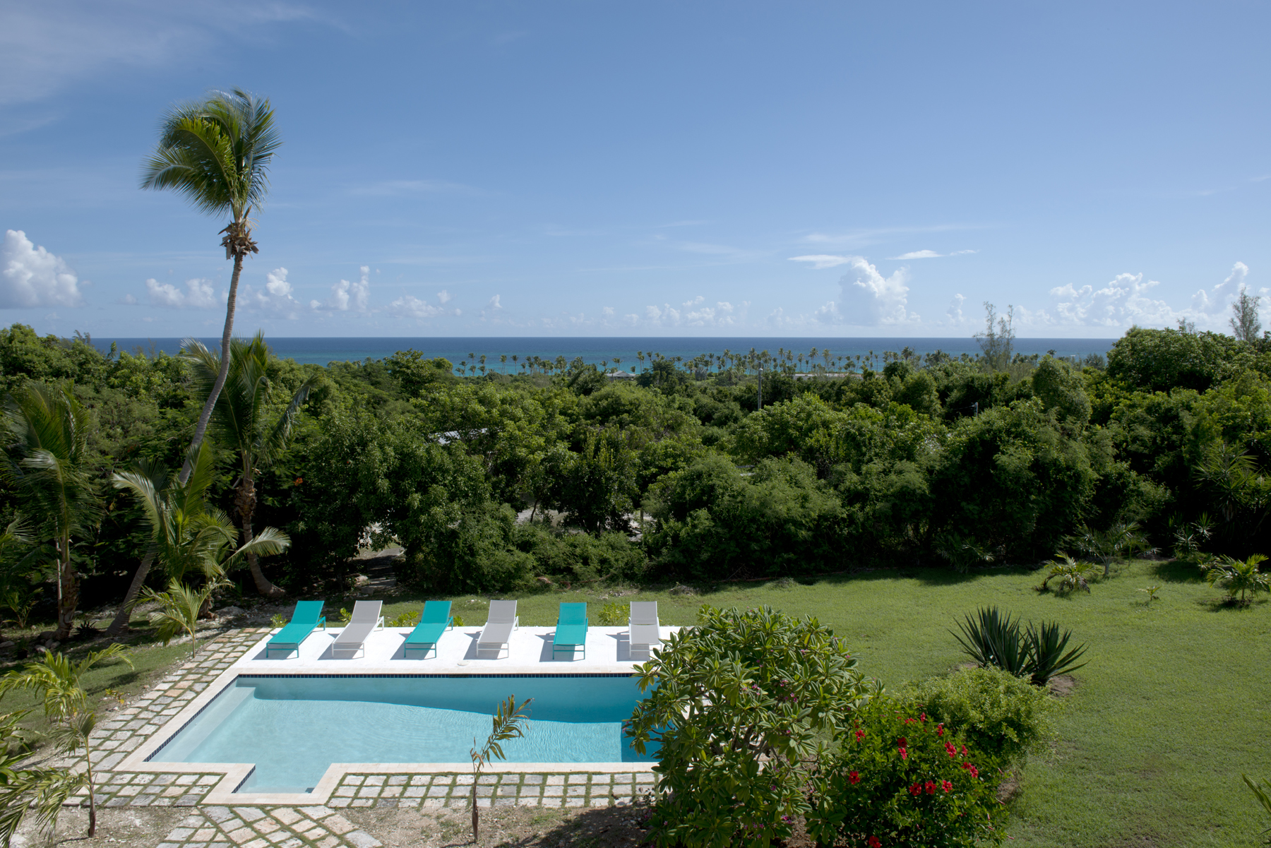 Bahamas Home 958575