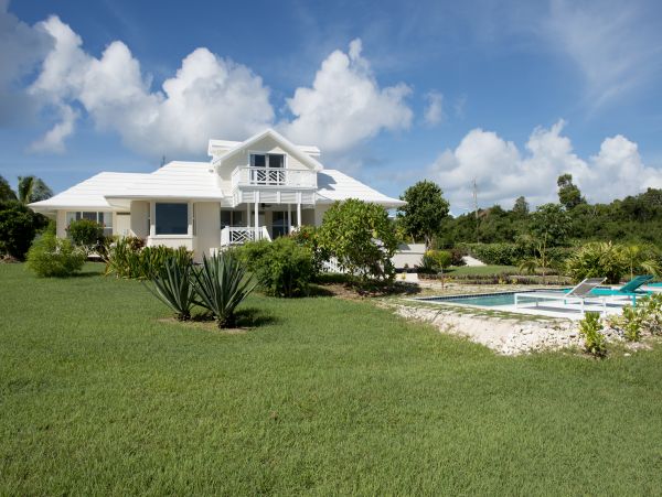 Bahamas Home 958575