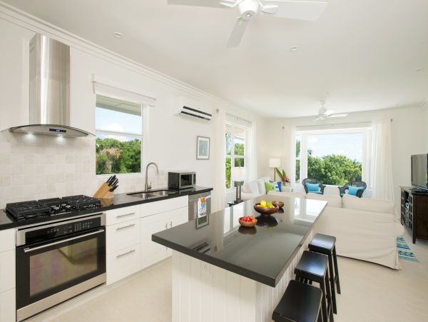 Bahamas Home 958575