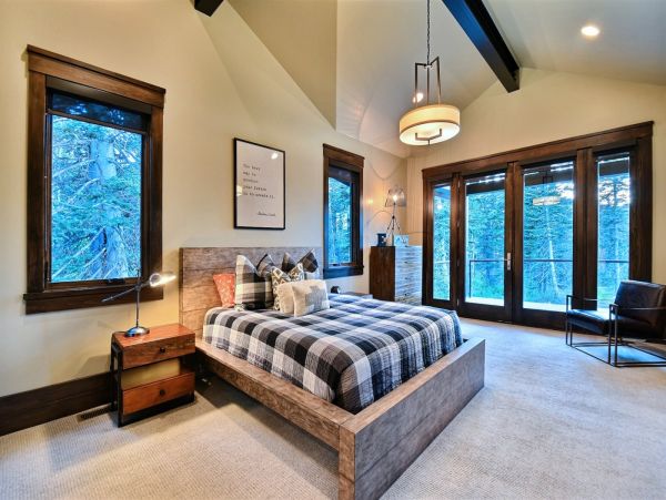 Six Bedroom Ski in Ski Out Mountain Home in Park City
