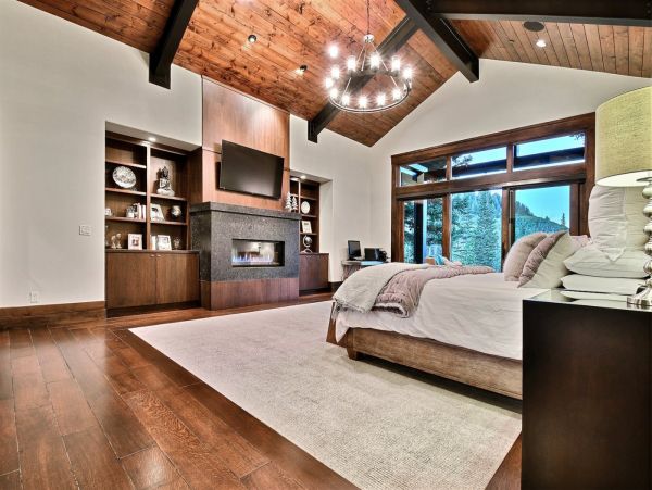 Six Bedroom Ski in Ski Out Mountain Home in Park City